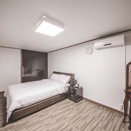 Sunyang Village Pension Jeju Extérieur photo