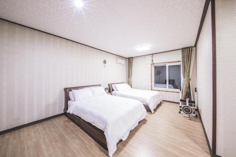 Sunyang Village Pension Jeju Extérieur photo