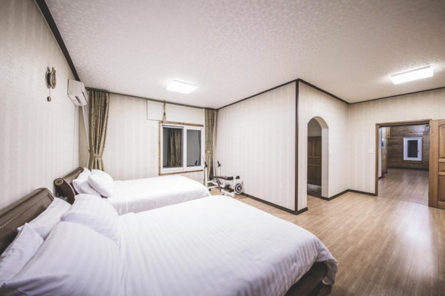 Sunyang Village Pension Jeju Extérieur photo