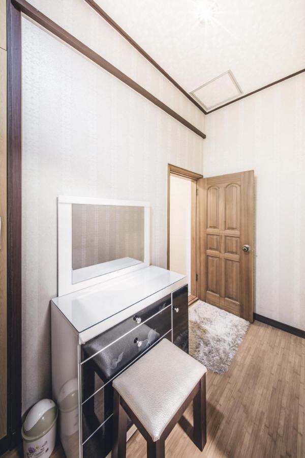 Sunyang Village Pension Jeju Extérieur photo