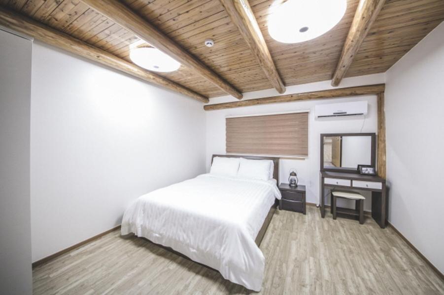 Sunyang Village Pension Jeju Extérieur photo